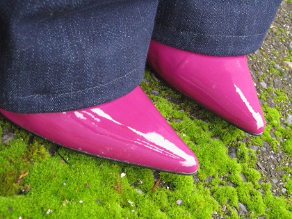 pink pointy shoes
